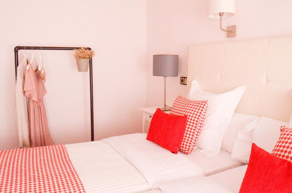 Hostal Carlos V Puebla de Sanabria Ngoại thất bức ảnh